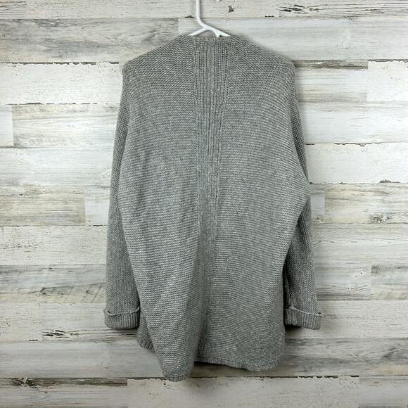 Sam Edelman Women’s XS Gray Knit Oversized Long Sleeve Cardigan Sweater - Picture 2 of 5